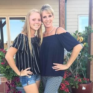 Meet your Posher, Teresa